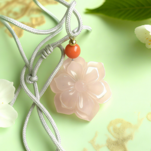 D150 Sakura Petal Pendant · Soft Pink