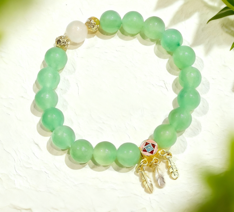 D52 Bead Bracelet: Lifelong Companion, Winged Guardian